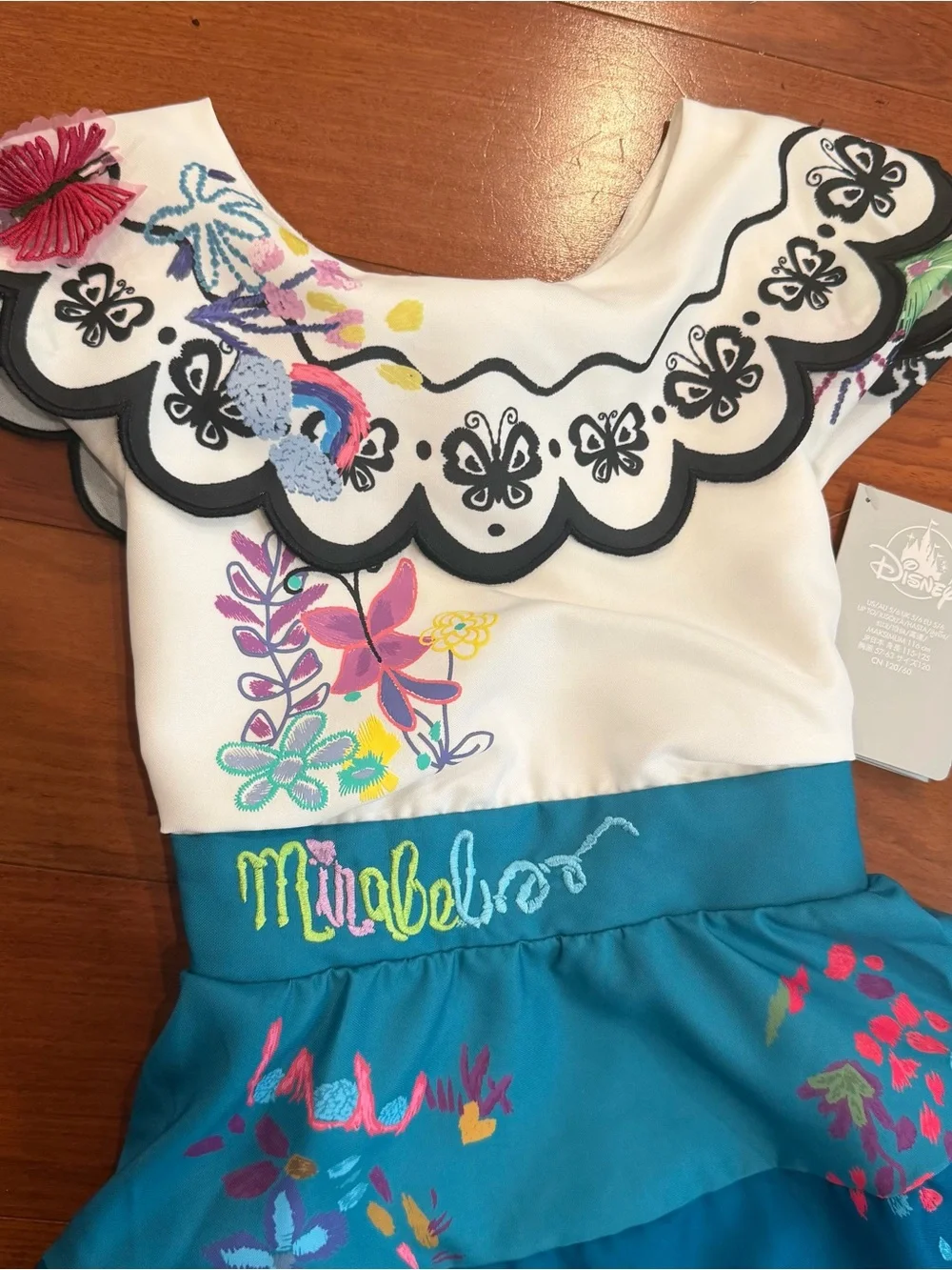 Disney Encanto Mirabel Costume Dress – Girls Size 5/6 – New With Tags